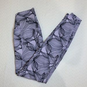 Buff Bunny Print Leggings With Pockets